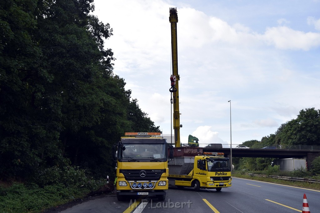 Schwerer VU A 3 Rich Oberhausen Hoehe AK Leverkusen P669.JPG - Miklos Laubert